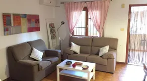 Large Townhouse for a Relaxing Getaway - Image 4