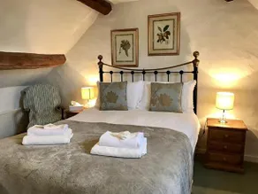 Cotswold Retreat Cottage - Image 4