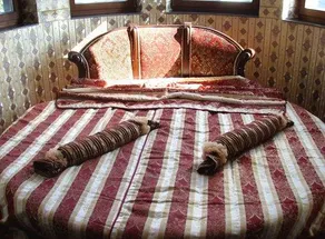 The Castle Hotel - Image 2