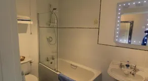 Largy Coastal Apartments - Image 5