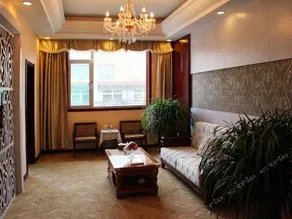 Longhua Hotel Wutaishan - Image 2
