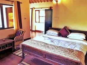 Rhea Safari Lodge - Image 2