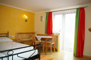 Apartamento con terraza, barbacoa y sauna - Image 2
