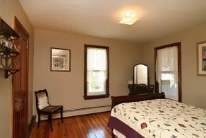 Cricket House - Image 4
