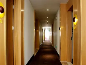 7 Days Inn Foshan Shunde Lunjiao Branch - Image 2