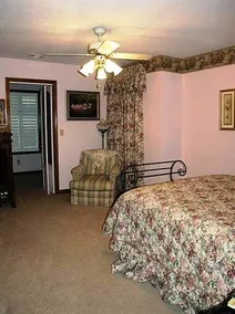Country Ridge Bed & Breakfast - Image 2