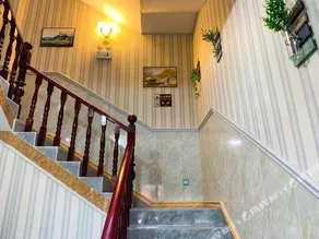 Fu Roca Inn - Image 3