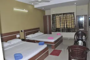Hotel Manik Residency - Image 5
