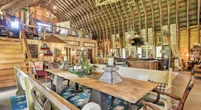 Historic Winston Salem Guest Barn on Farm - Image 2