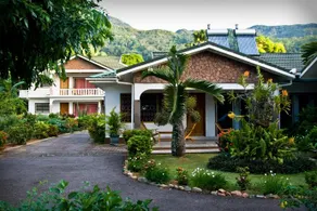 Villa Des Roses Grand Anse Mahe - Image 2