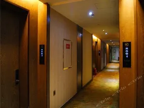 YAN CHUAN HOTEL - Image 4