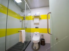Guoan Business Hotel - Image 4
