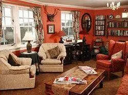 Highland Cottage - Image 4