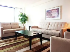 The Towers at Longfellow by Global Luxury Suites - Image 3