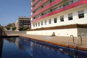 Diagonal Mar Apartments - Image 2