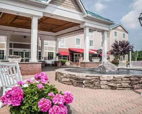 Comfort Inn & Suites - Image 3