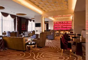 Golden Mountain International Hotel - Image 4