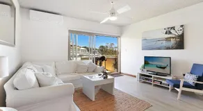 Cumbernauld 12 - 12/12 Terrigal Esp Terrigal - Image 3
