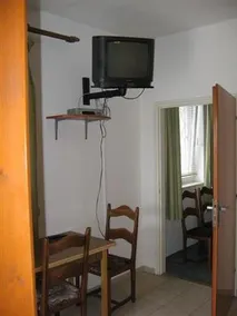VÖRÖSKÚT PANZIÓ - Image 3