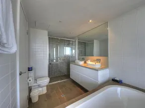 Waters Edge Luxury @ Mandurah - Image 5