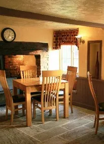 The George Inn - Image 3