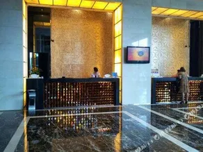 Romantic Hotel - Image 2