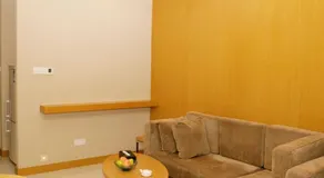 Rosedale Hotel & Suites Nantong - Image 2