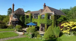 The Limes Country House with Heated Pool & Hot Tub - Image 2