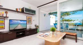 Apartment Oiza Canopus Sea Views at the beach - Image 2