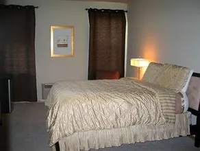 Colony Oaks at the Amanas - Image 3