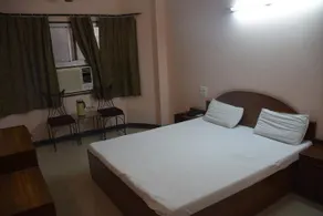 Hotel Tri-Lok Palace - Image 5