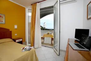 Bikini Hotel - Image 2