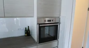 Blue Water Apartment - Image 5