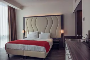Best Western Plus Plaza Almere - Image 3