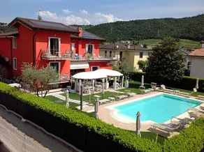 G&G Bed & Breakfast And Apartments - Image 2