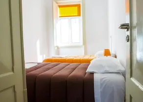 Olive Street House - Image 5