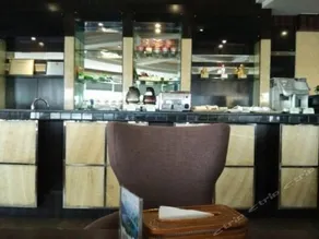 Splendid Capital Hotel - Image 4