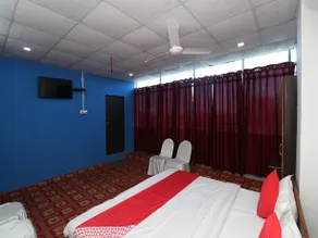 Dwevedi Palace By OYO Rooms - Image 3