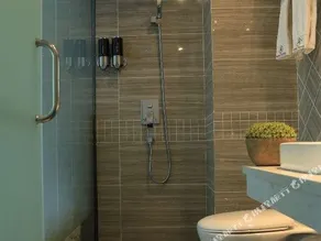Home Hotel - Image 2