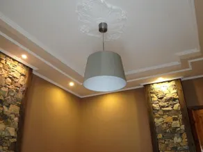 Menis Haus - Image 4