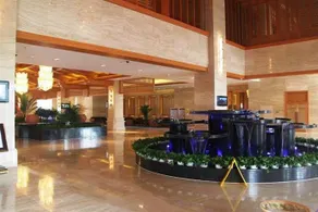 Grand Metropark Hotel Violet Swan - Image 3
