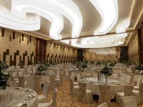Tianjin Society Hill Hot Spring Hotel - Image 3