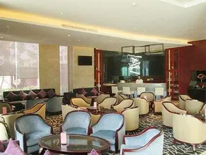 Bavaria City Hotel Beihai - Image 2