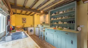 Rose Barn - Image 3
