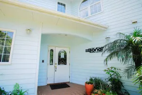 Ocean Resort Bondi - Image 2