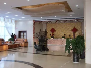 Jinyinhe Hot Spring Hotel - Image 3