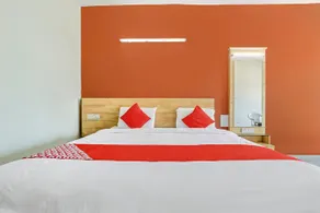 Karthik Residency by OYO Rooms - Image 2