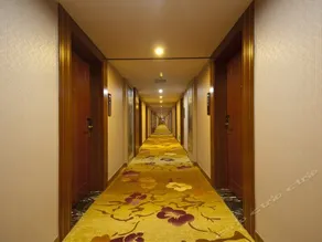 Zhuzhou Hollyear Inn - Image 3