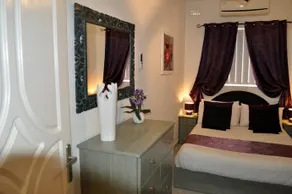 Village Corner 3 bedroom apartment with garage - Image 5