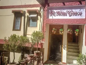 Hotel Grace - Image 2